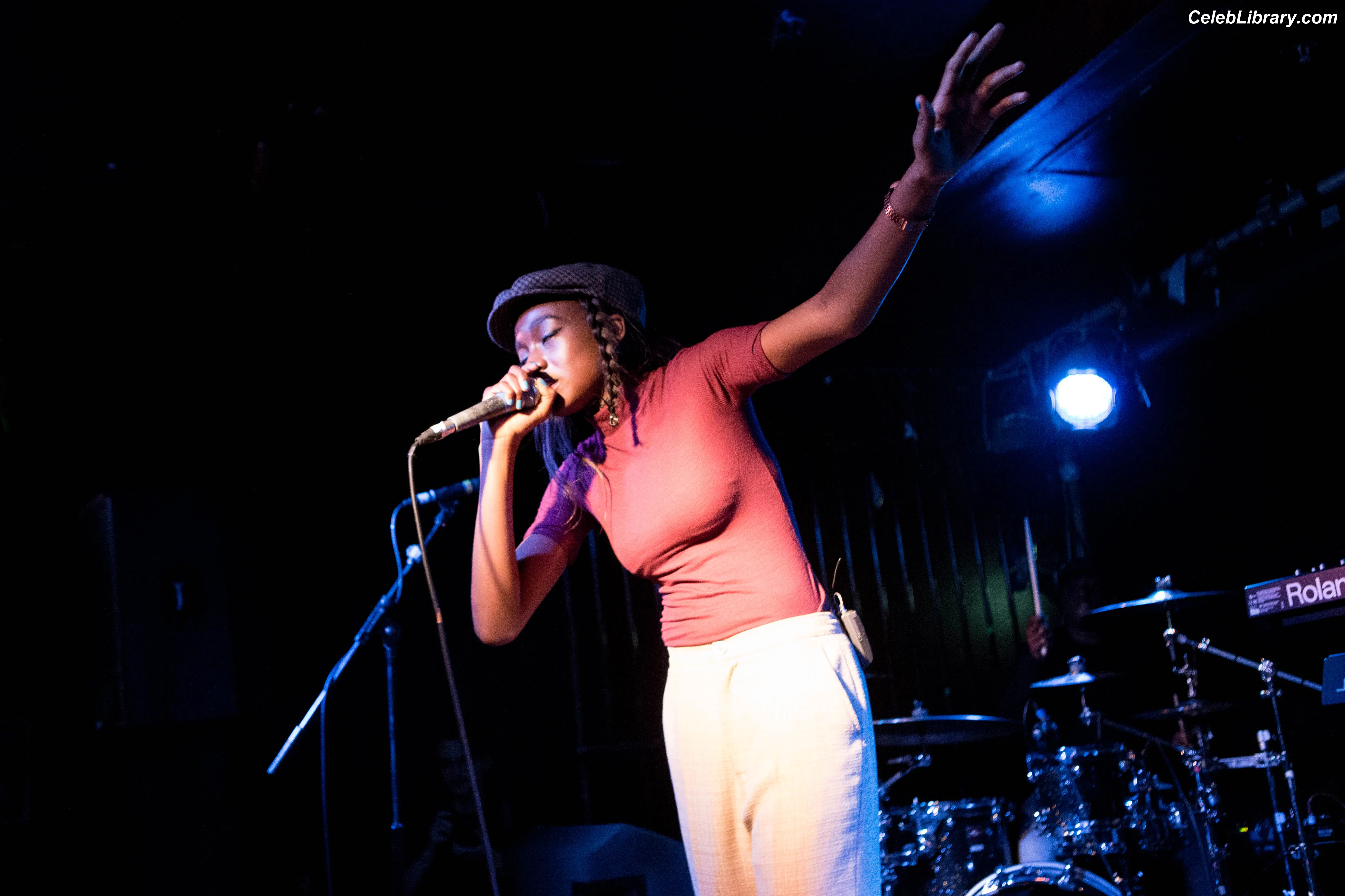 Little Simz photo 10 of 55