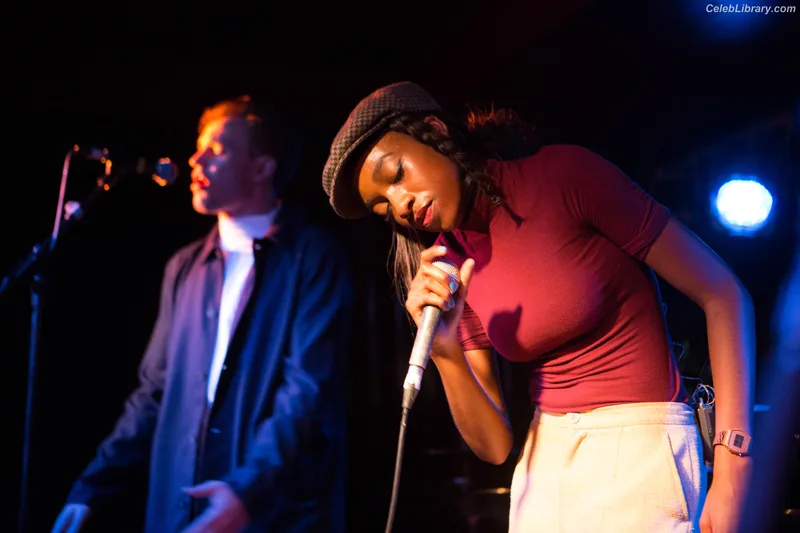 Little Simz photo 13 of 56