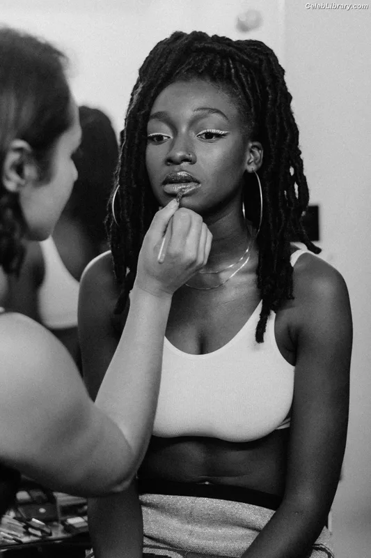 Little Simz photo 12 of 56