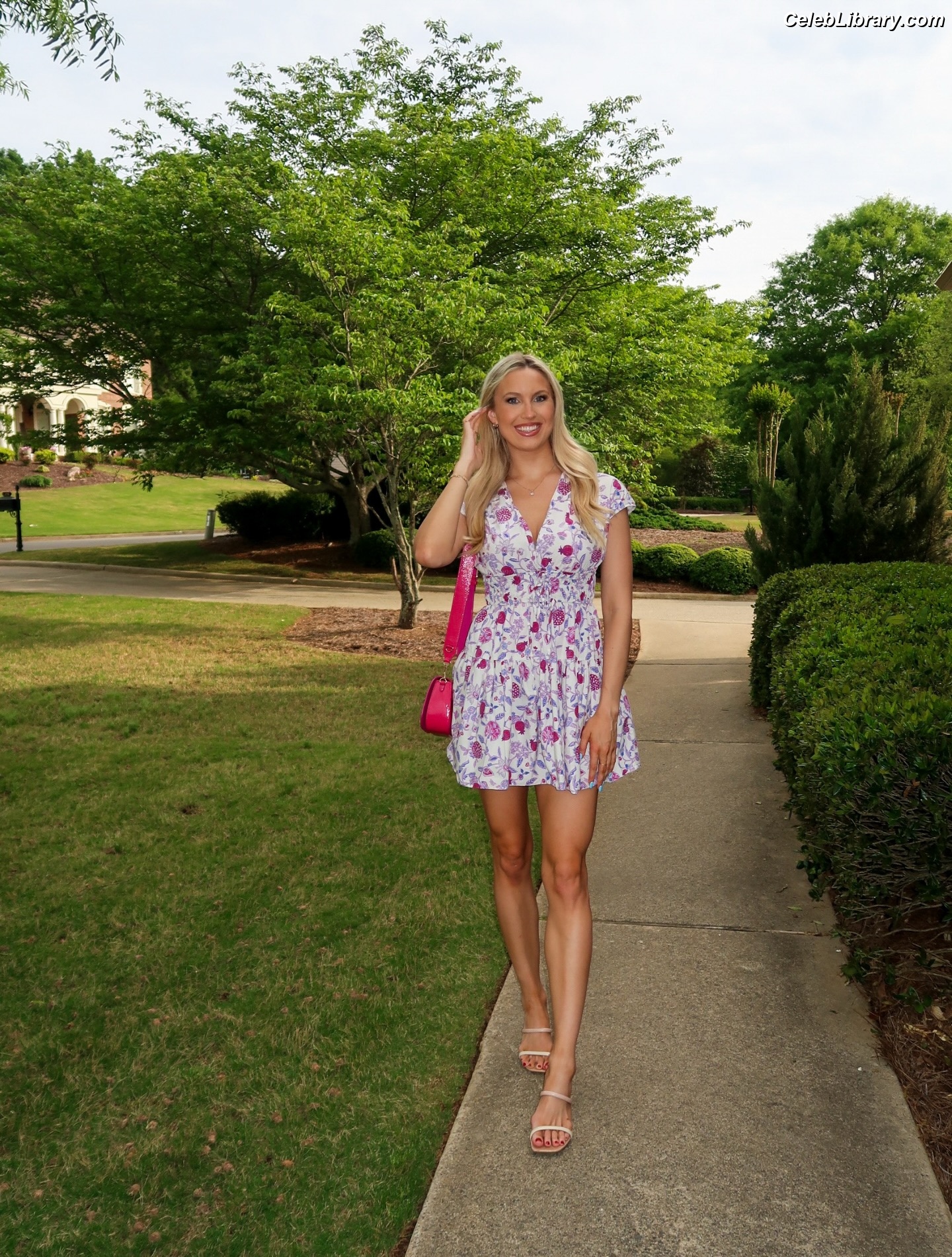 Liv Johnson photo 7 of 151