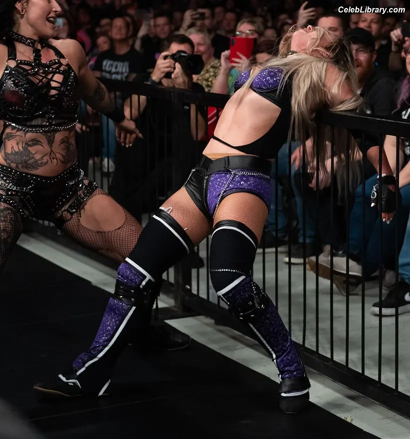 Liv Morgan photo 14 of 1803