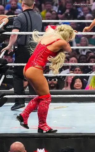 Liv Morgan photo 7 of 1803