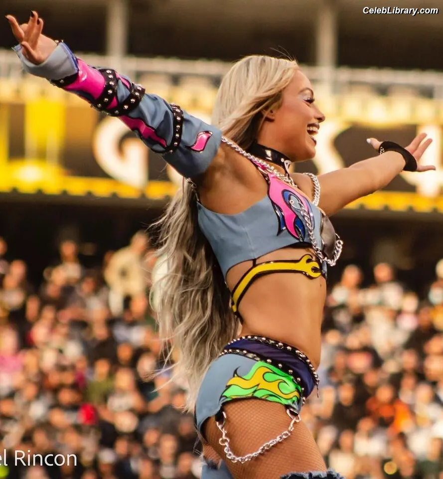 Liv Morgan photo 15 of 1803