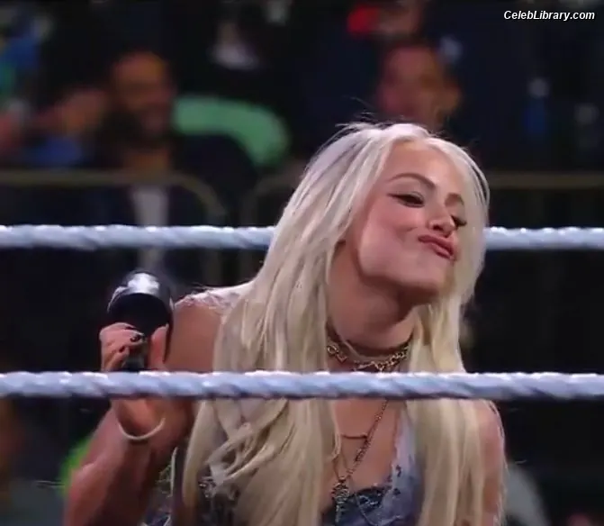 Liv Morgan photo 7 of 1803