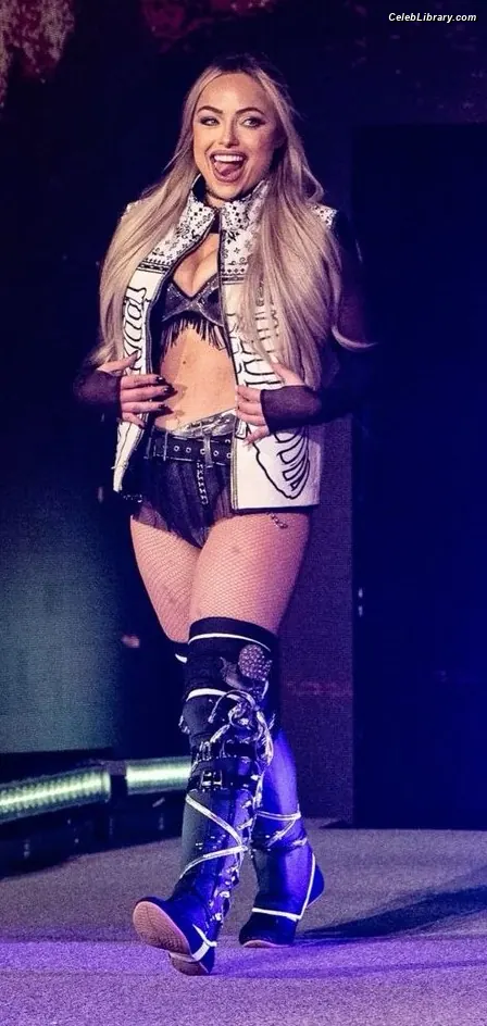 Liv Morgan photo 8 of 1803