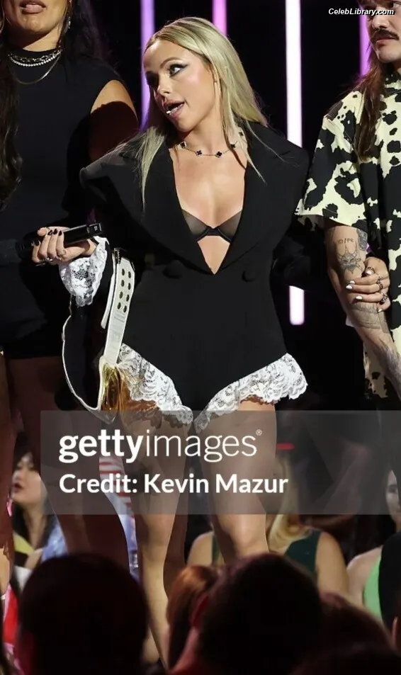 Liv Morgan photo 3 of 1803