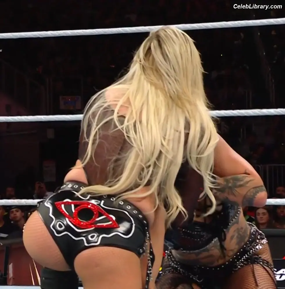Liv Morgan photo 20 of 1803