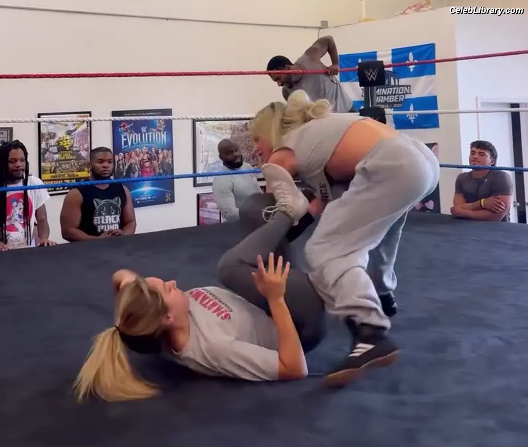 Liv Morgan photo 10 of 1803