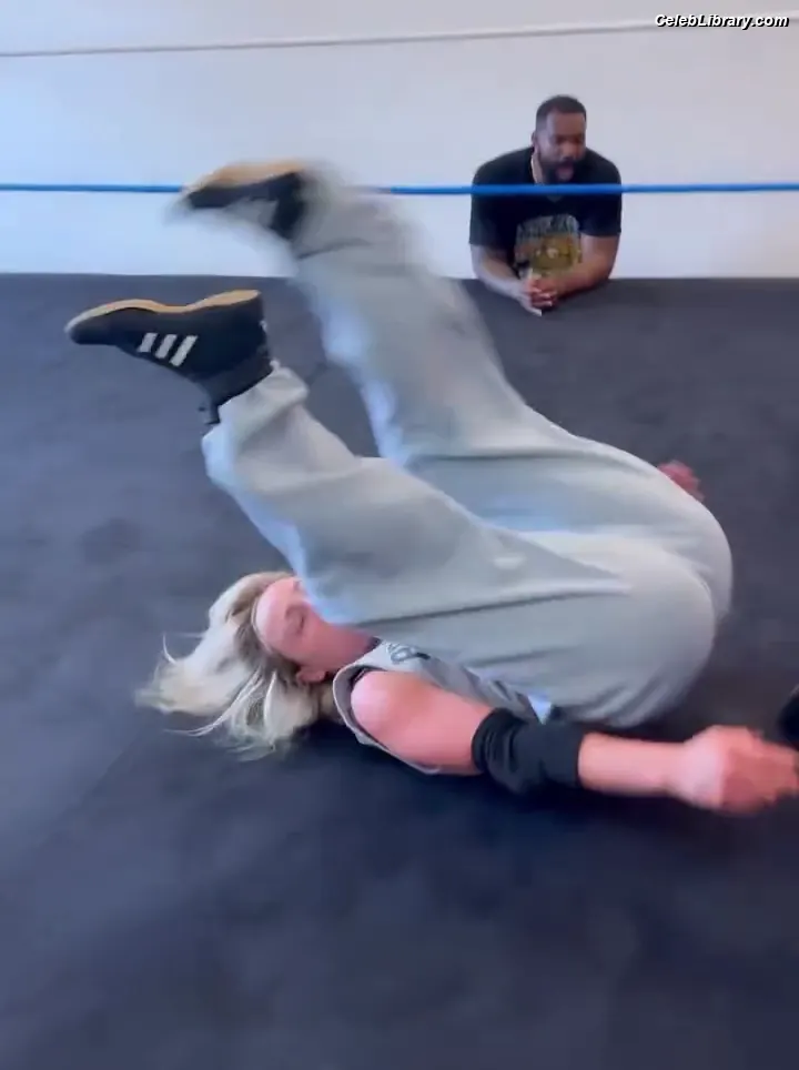 Liv Morgan photo 15 of 1803