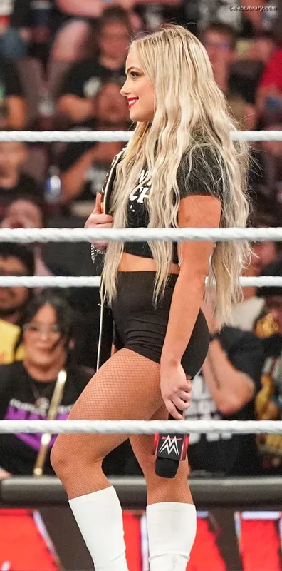 Liv Morgan photo 8 of 1800
