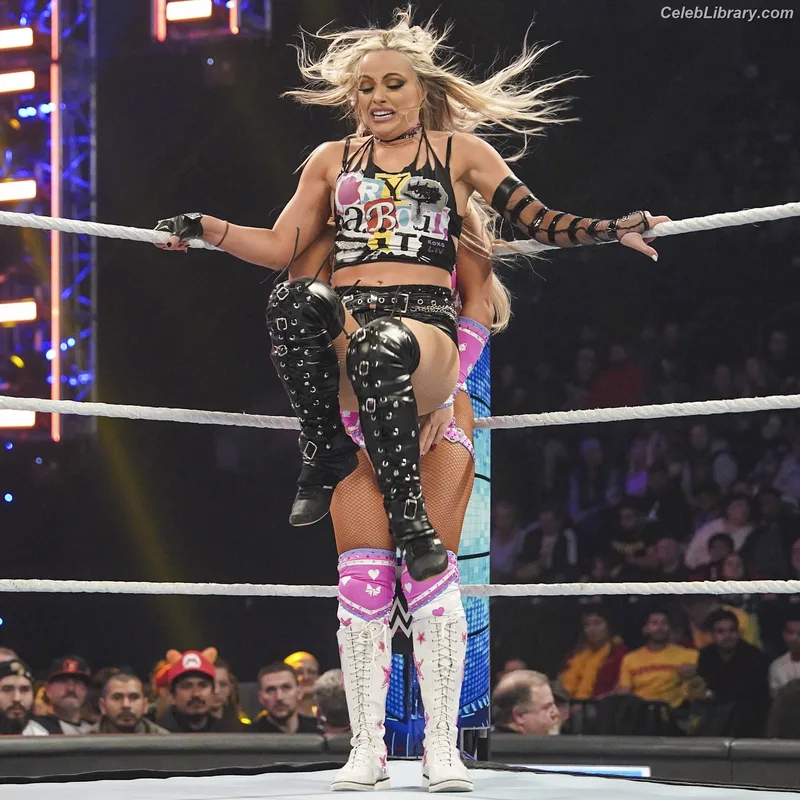 Liv Morgan photo 19 of 1800