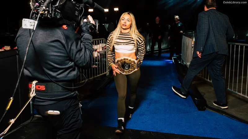 Liv Morgan photo 14 of 1800