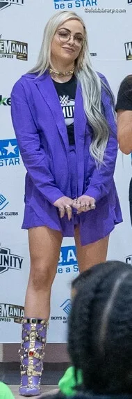 Liv Morgan photo 9 of 1800