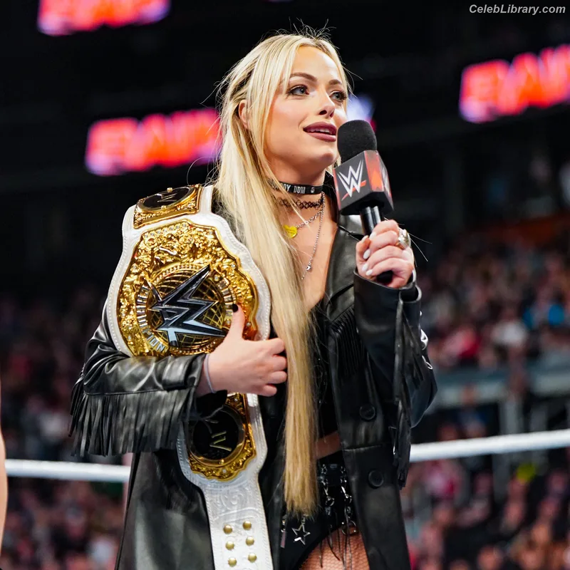 Liv Morgan photo 21 of 1800