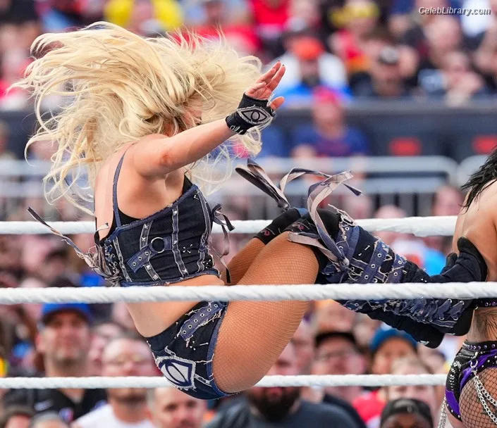 Liv Morgan photo 8 of 1800