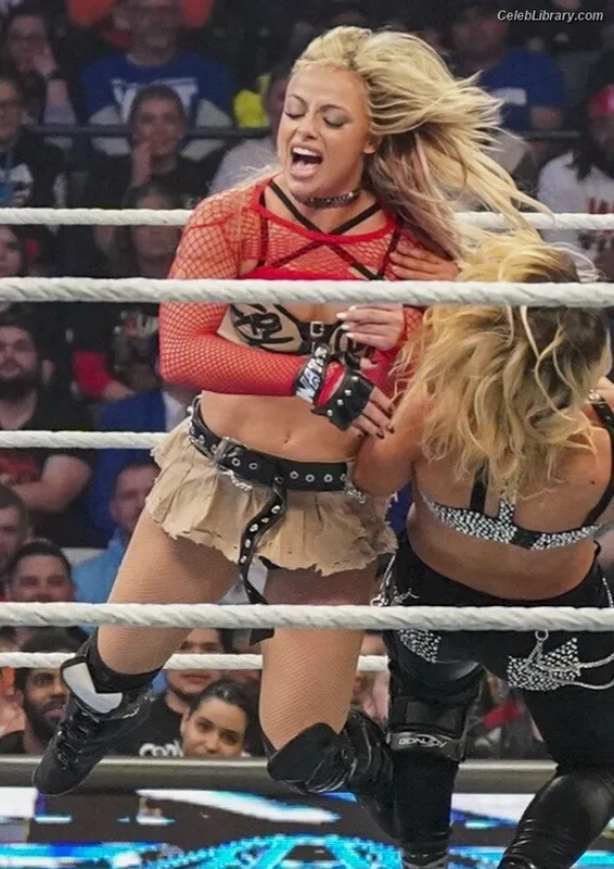 Liv Morgan photo 16 of 1800