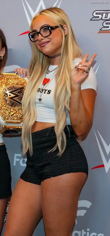 Liv Morgan photo 20 of 1800