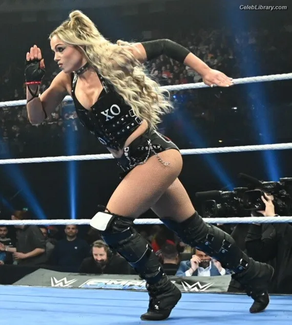 Liv Morgan photo 23 of 1800