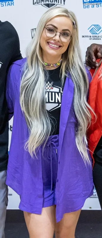 Liv Morgan photo 2 of 1800