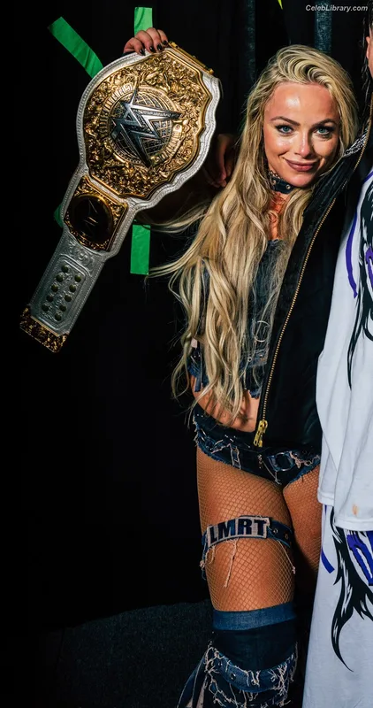Liv Morgan photo 16 of 1800
