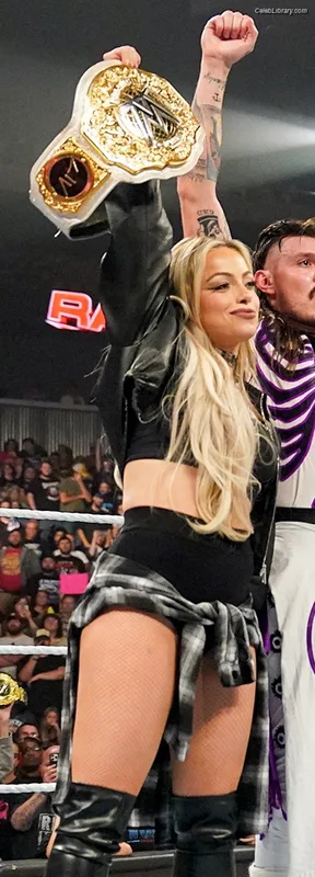 Liv Morgan photo 20 of 1800