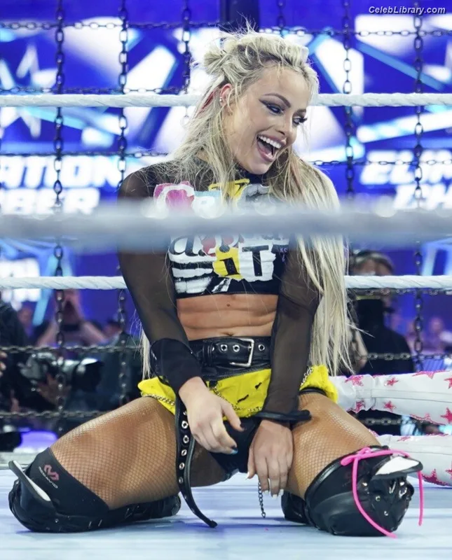 Liv Morgan photo 22 of 1800