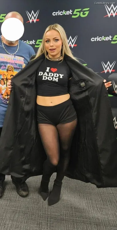Liv Morgan photo 2 of 1800