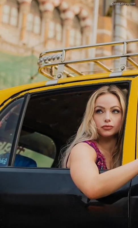 Liv Morgan photo 20 of 1800