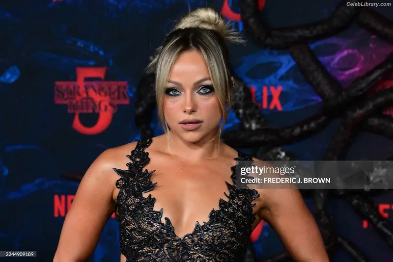 Liv Morgan photo 1 of 1800