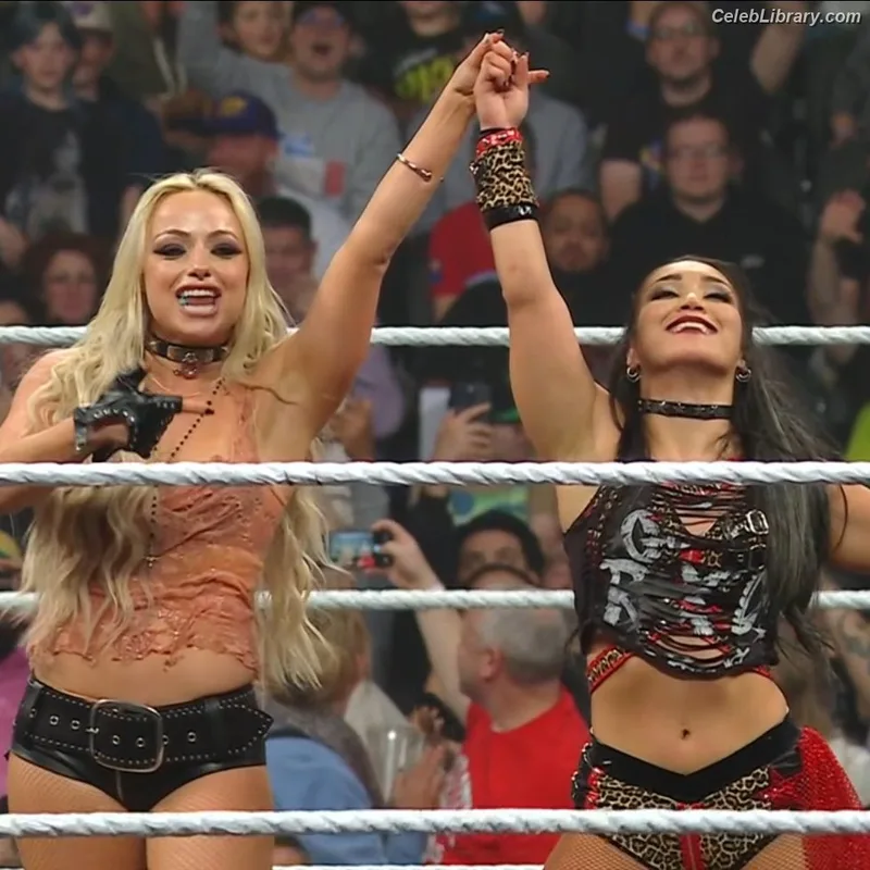 Liv Morgan photo 6 of 1800