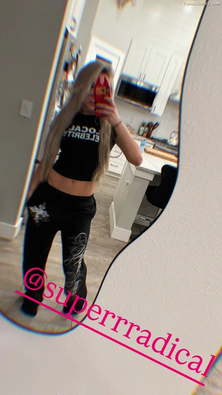 Liv Morgan photo 20 of 1800