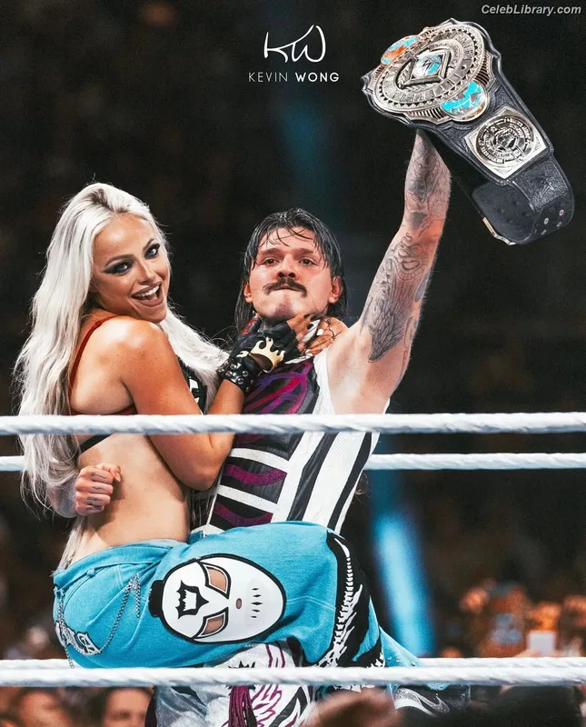 Liv Morgan photo 15 of 1800