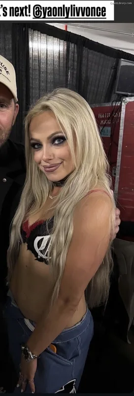 Liv Morgan photo 10 of 1800