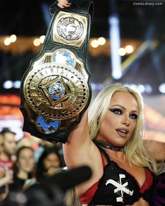 Liv Morgan photo 16 of 1800