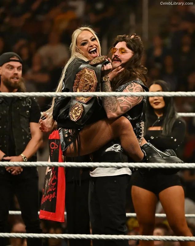 Liv Morgan photo 20 of 1800