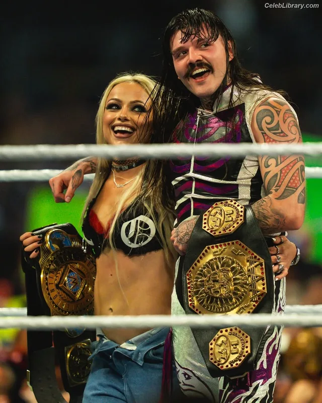 Liv Morgan photo 21 of 1800