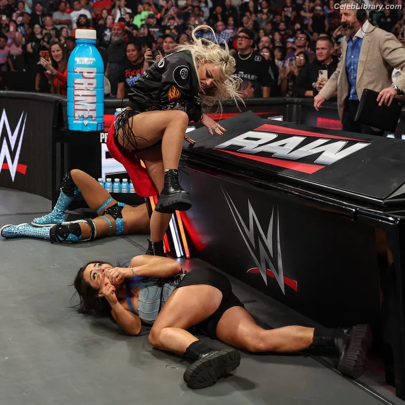 Liv Morgan photo 24 of 1800