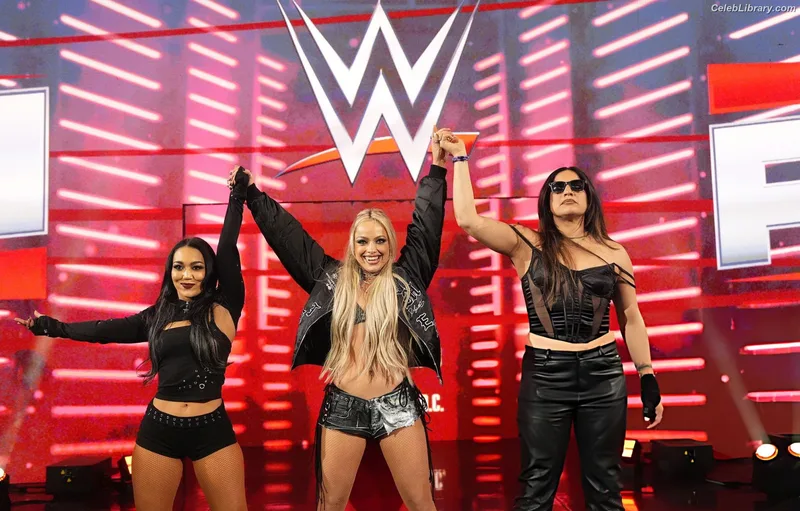Liv Morgan photo 3 of 1800