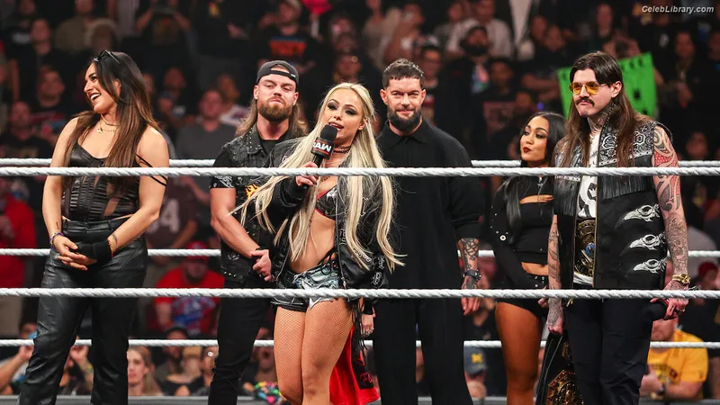 Liv Morgan photo 6 of 1800