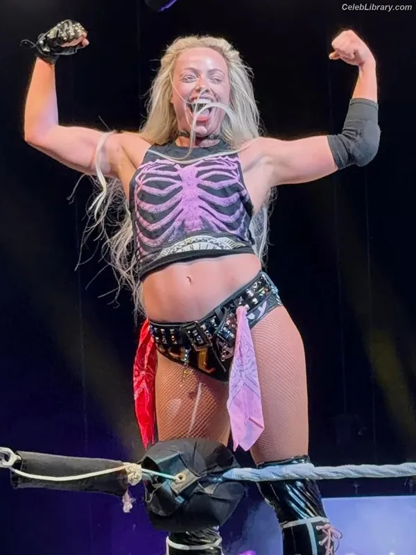 Liv Morgan photo 22 of 1800