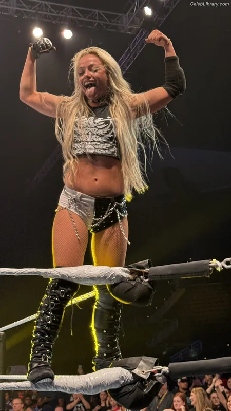 Liv Morgan photo 8 of 1800