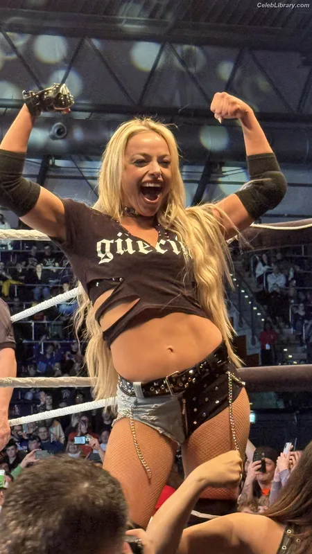 Liv Morgan photo 16 of 1800