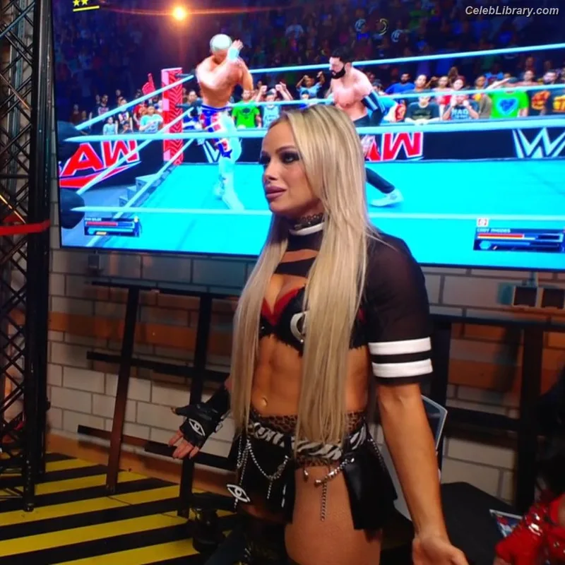 Liv Morgan photo 22 of 1800