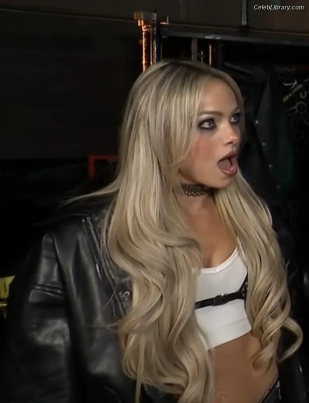 Liv Morgan photo 3 of 1800