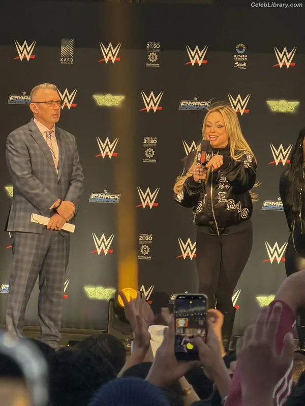 Liv Morgan photo 17 of 1800