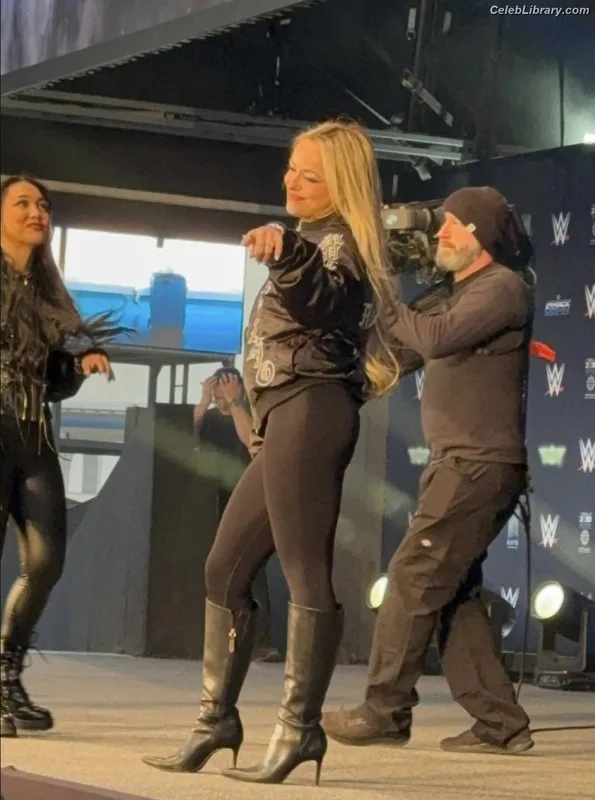 Liv Morgan photo 20 of 1800