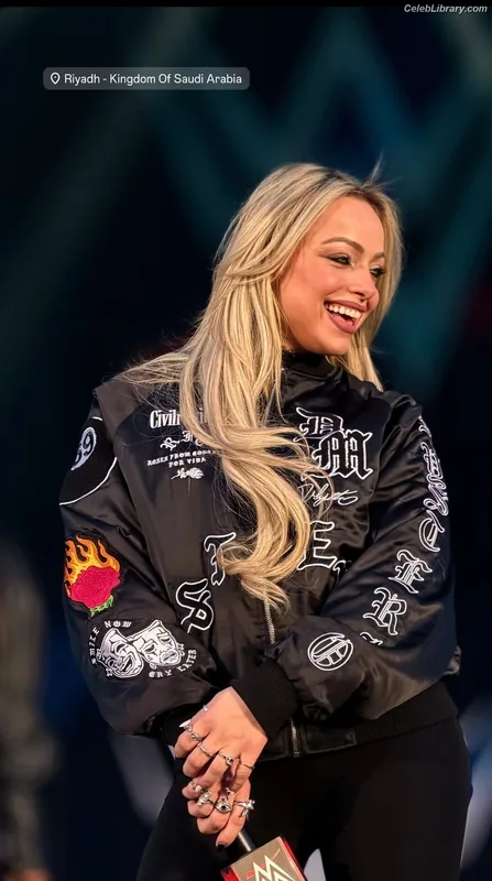 Liv Morgan photo 22 of 1800