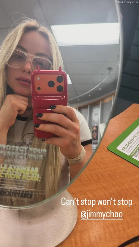 Liv Morgan photo 16 of 1800
