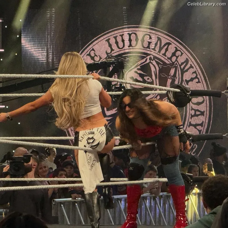 Liv Morgan photo 8 of 1800