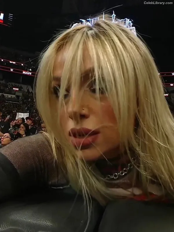 Liv Morgan photo 12 of 1800